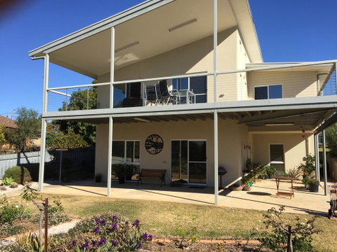 Lyreen's Apartment - Mackay Tourism 0