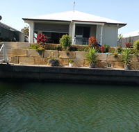 M  T's Waterfront Bed  Breakfast - Mackay Tourism