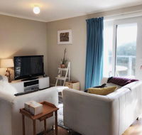Magic Beach Cottage - Mackay Tourism