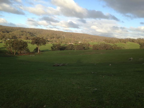 Mancuso Country Cottage Retreat - Mackay Tourism 0