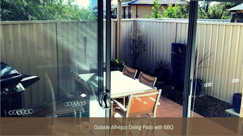 MANDURAH On The TERRACE - Mackay Tourism 3