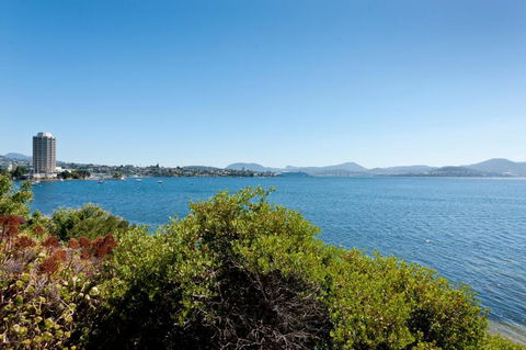Maning Reef Sandy Bay - Mackay Tourism 1