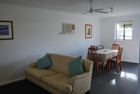Maple Tree Cottage - Mackay Tourism 0