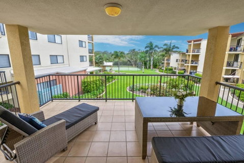 Marcoola Beachfront 3BR -Pool-100m To The Beach. - Mackay Tourism 2