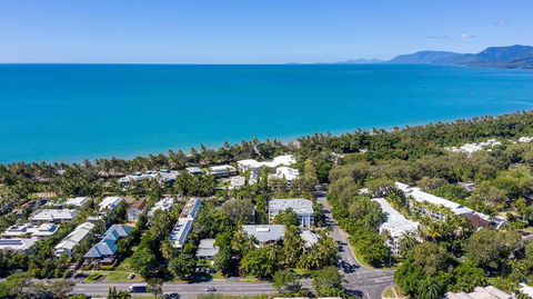 Marina Terraces Port Douglas - Mackay Tourism 1