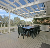 Matron 17 Narrawallee - Mackay Tourism