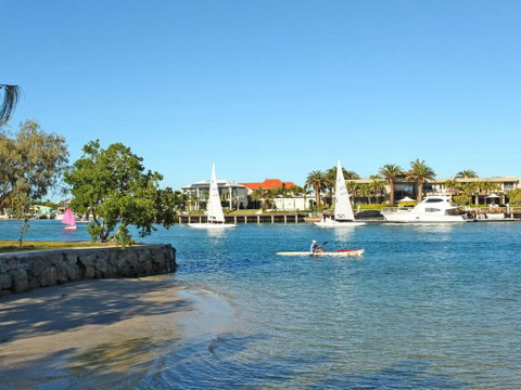 Maui 6 - 2 BDRM Apt On Parkyn Pde - Mackay Tourism 1