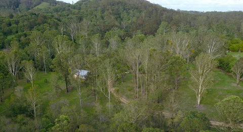 Melawondi Spring Retreat - Mackay Tourism 1