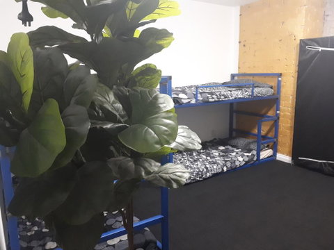 Melbourne Hostel - Mackay Tourism 2
