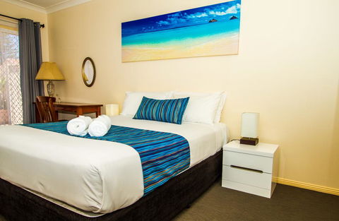 Meridian Beachside Apartments - Mackay Tourism 1