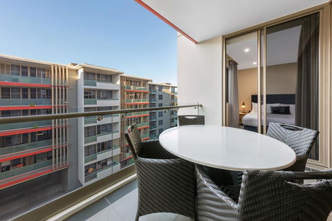 Meriton Suites North Ryde - Mackay Tourism 3