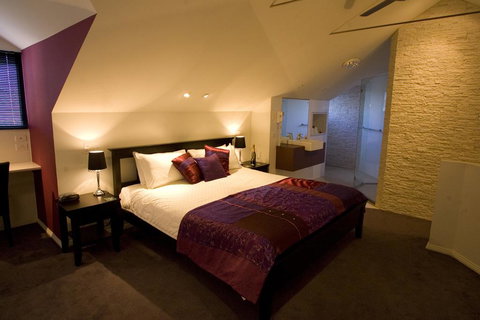 Merlot Verdelho Townhouses - Mackay Tourism 0