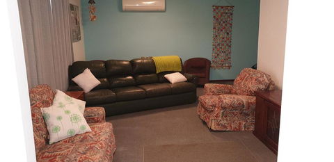 Mermaid Beachside Accommodation - Mackay Tourism 3