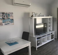 Mindarie Beach Studio - Mackay Tourism