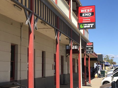 Minlaton Hotel - Mackay Tourism 2