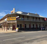 Minlaton Hotel - Mackay Tourism