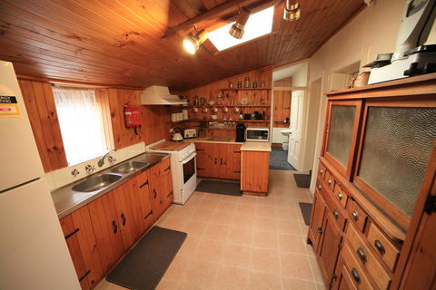 Miss Mabel Cottage - Mackay Tourism 0