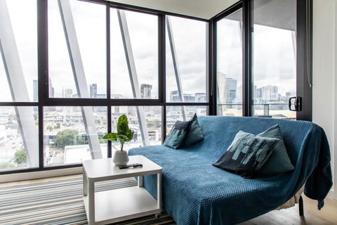 Modern 1 Bedroom Apartment With Rooftop Terrace And Spa - Mackay Tourism 1