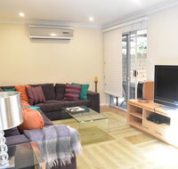 Modern 2 Bedroom Unit Close to CBD - Mackay Tourism