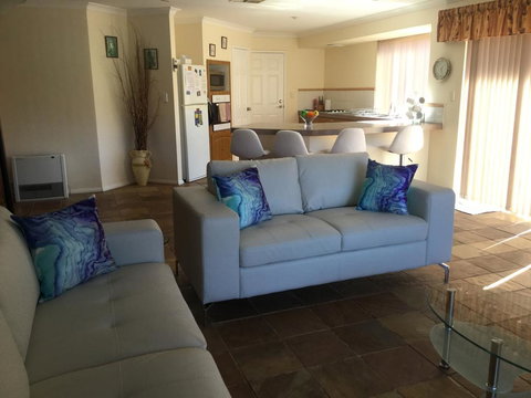 Montoro House - Mackay Tourism 2