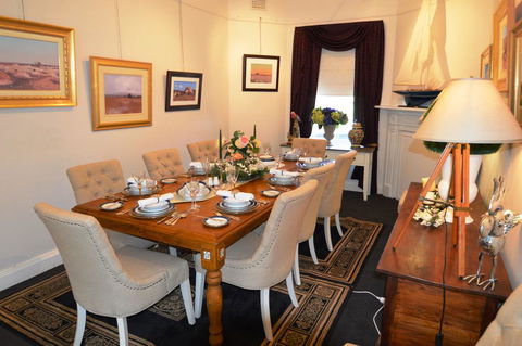 Montrose House - Mackay Tourism 2