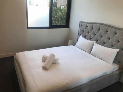 Morden Apartment In The Heart Of Howthorn East - Mackay Tourism 1