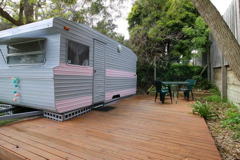Mornington Peninsula Retro Glamping - Mackay Tourism 0