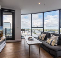 Mountain Park View Luxury 2 Bedroom AptBox Hill - Mackay Tourism