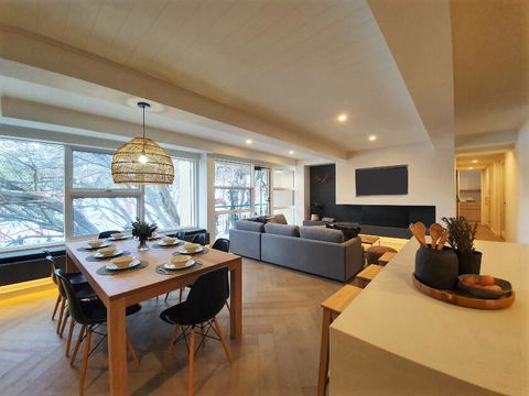 Mt Buller Chalet Hotel & Suites - Mackay Tourism 3