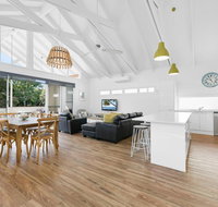 Mudjimba Island Beach House - Mackay Tourism