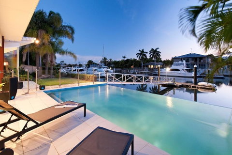 Mulloka Villa. Sunshine Coast Minyama - Mackay Tourism 0