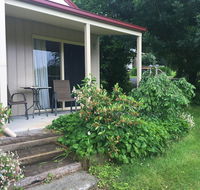 Neerim Country Cottages - Mackay Tourism