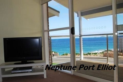 Neptune At Port Elliot - Mackay Tourism 0