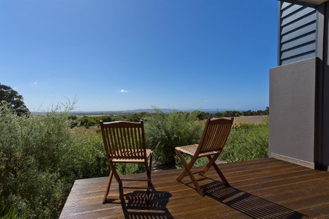 Cosy Corner Sea View Apartments - Mackay Tourism 1