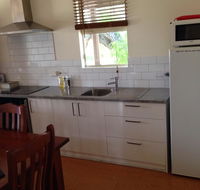 Albany Beachside Accommodation - Mackay Tourism
