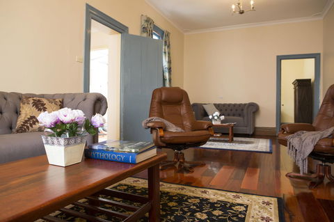 Spencer Cottage - Mackay Tourism 18