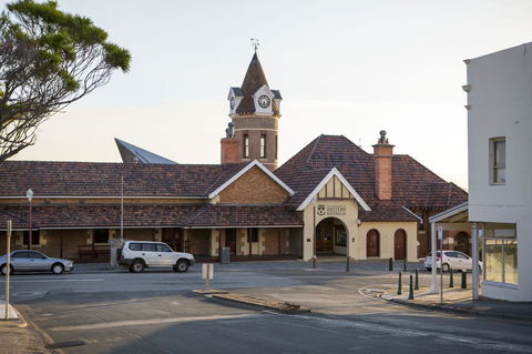 Spencer Cottage - Mackay Tourism 4