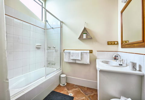Spencer Suites Albany - Mackay Tourism 12