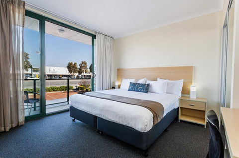 Perth Ascot Central Apartment Hotel Official - Mackay Tourism 9