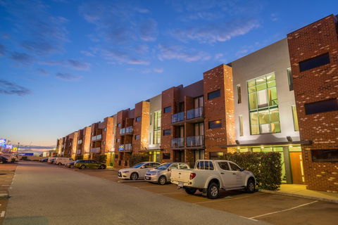 Perth Ascot Central Apartment Hotel Official - Mackay Tourism 0