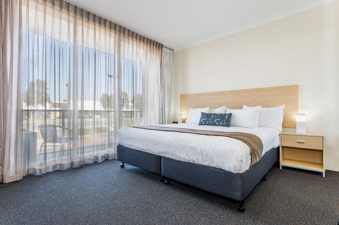 Perth Ascot Central Apartment Hotel Official - Mackay Tourism 13