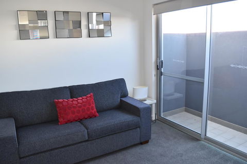 Central Executive Townhouse - Mackay Tourism 6
