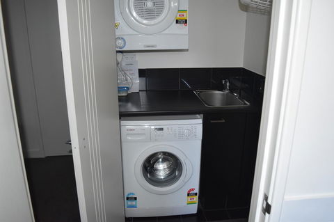Central Executive Townhouse - Mackay Tourism 10