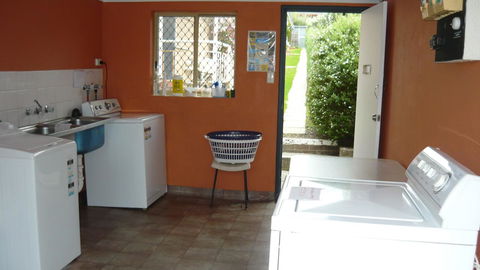 Albany Apartments - Mackay Tourism 15