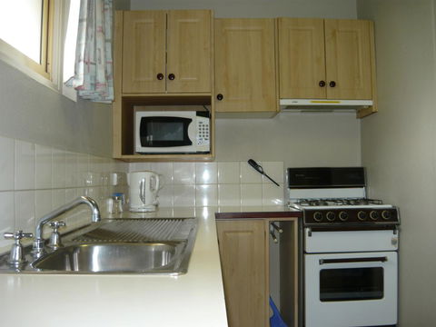 Albany Apartments - Mackay Tourism 10