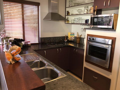 BeachHideaway@Scarborough - Mackay Tourism 23