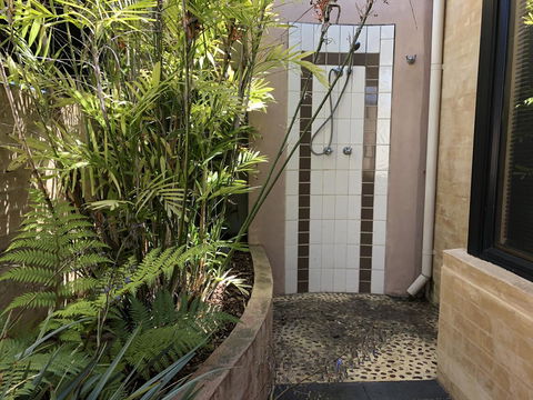 BeachHideaway@Scarborough - Mackay Tourism 31