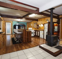 Rustic Retreat Esperance - Mackay Tourism