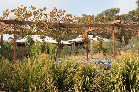 Hotham Ridge Estate - Mackay Tourism 29