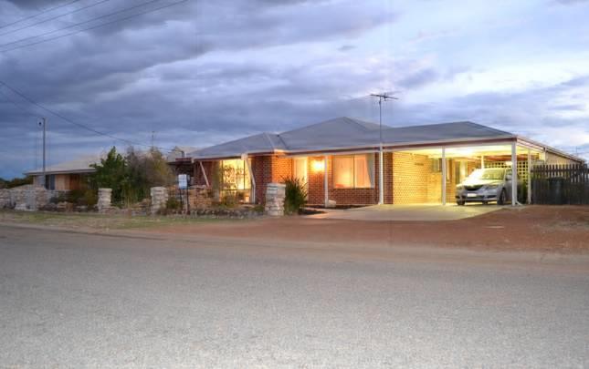 Leeman WA Mackay Tourism